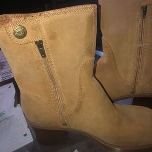 NOT FOR SALE TRYING TO DELETE THIS